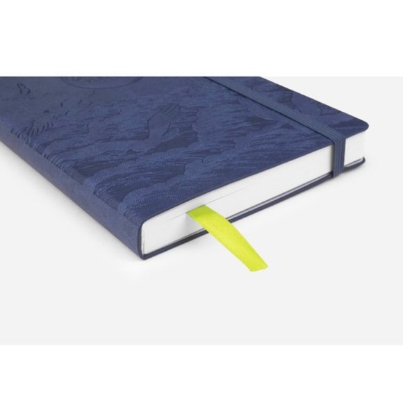 Passion Planner 2021 Weekly Medium Planner - Picture 3 of 4